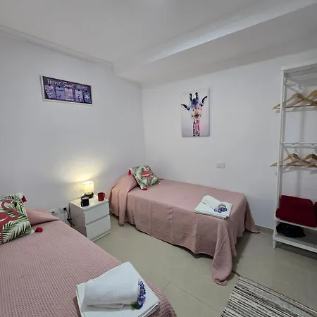 Strelitzia House Apartamento *